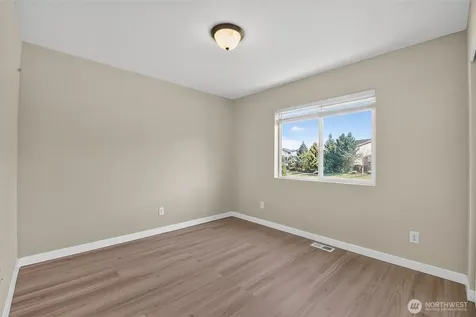 11552 174th Street E Puyallup WA 98374