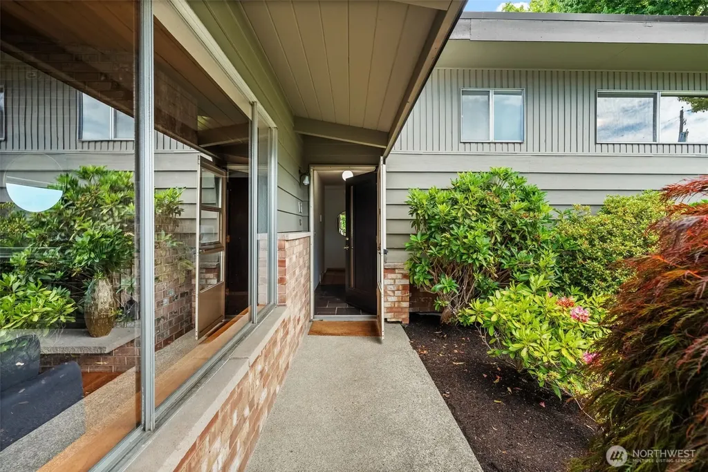 6901 N 18th Street Tacoma WA 98406
