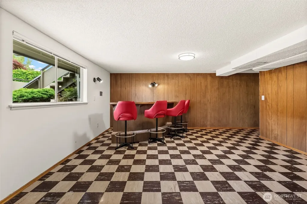 6901 N 18th Street Tacoma WA 98406