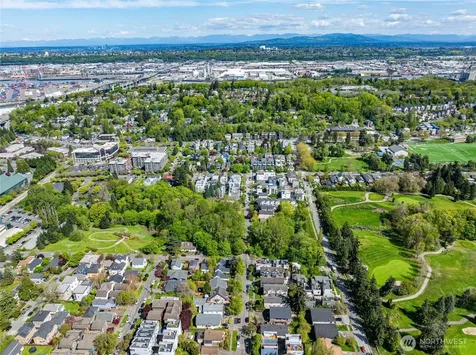 2827 SW Nevada Street Seattle WA 98126