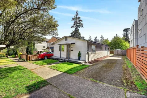2827 SW Nevada Street Seattle WA 98126