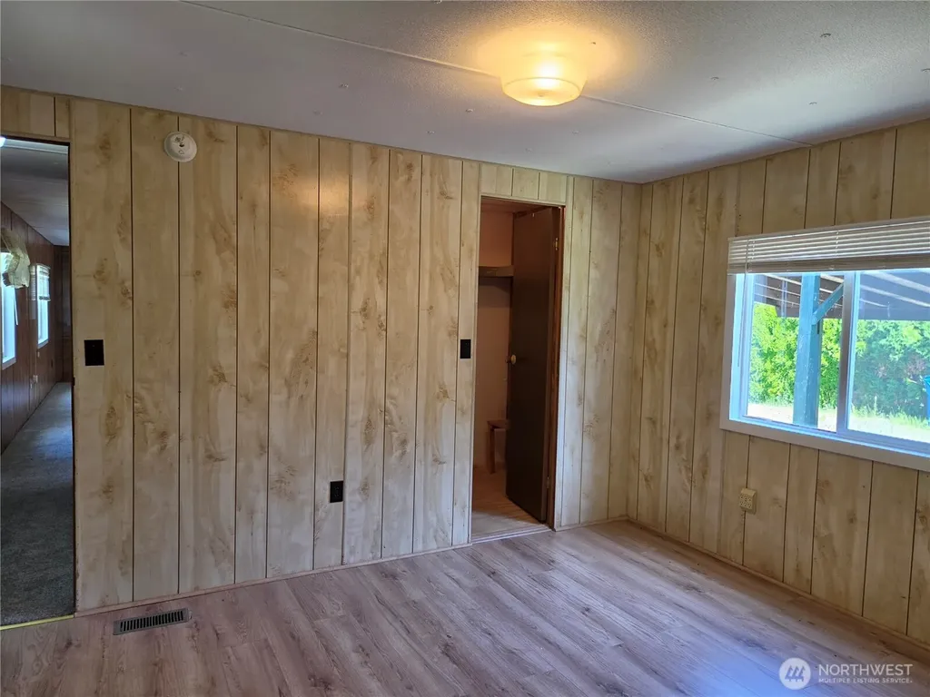 801 Division Avenue Morton WA 98356