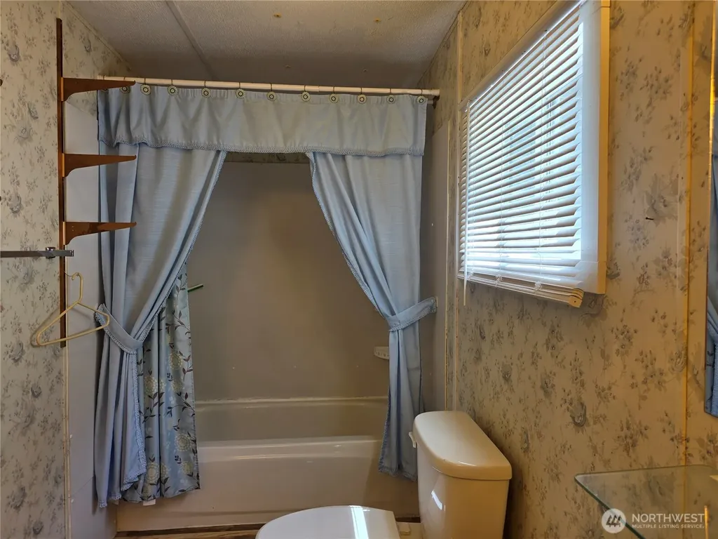 801 Division Avenue Morton WA 98356
