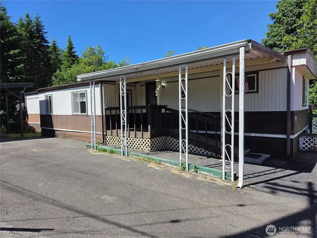 801 Division Avenue Morton WA 98356