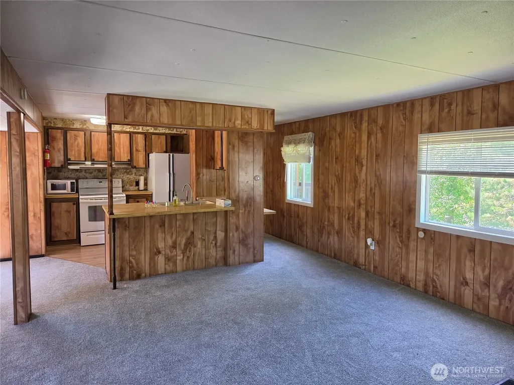801 Division Avenue Morton WA 98356