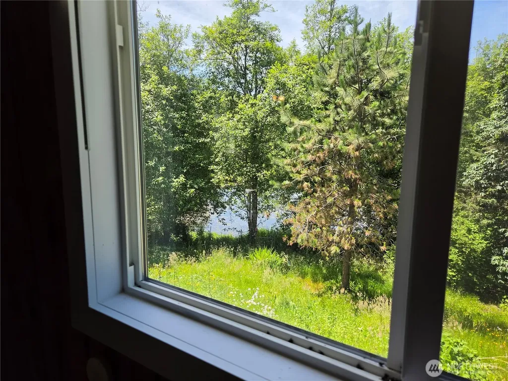 801 Division Avenue Morton WA 98356