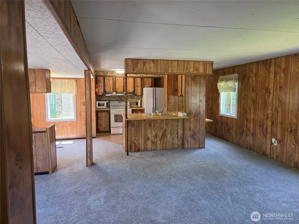 801 Division Avenue Morton WA 98356