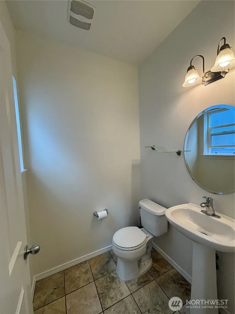 35035 41st Place S Auburn WA 98001