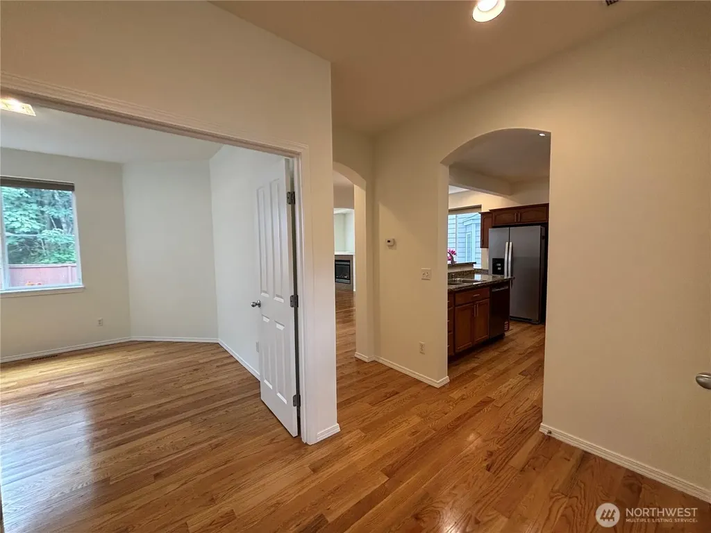 35035 41st Place S Auburn WA 98001