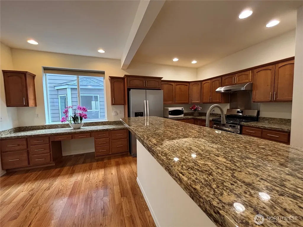 35035 41st Place S Auburn WA 98001