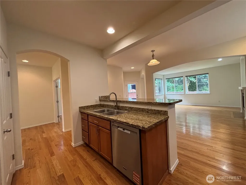 35035 41st Place S Auburn WA 98001