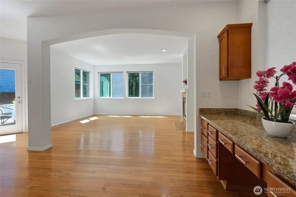 35035 41st Place S Auburn WA 98001