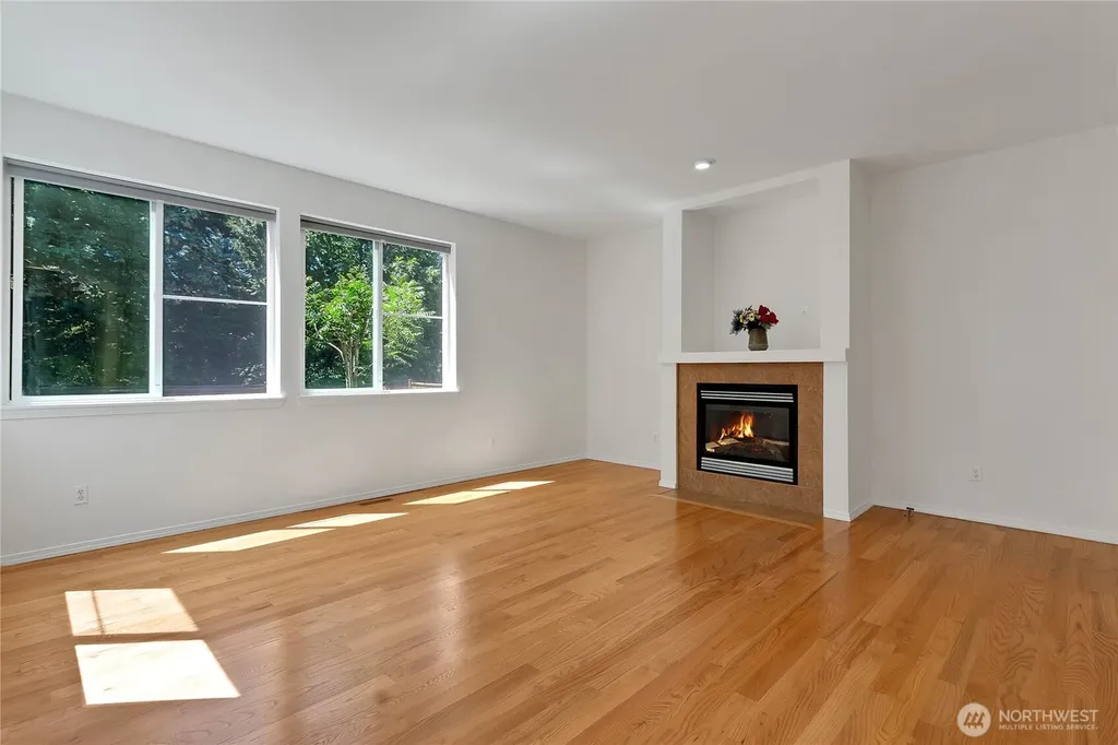 35035 41st Place S Auburn WA 98001