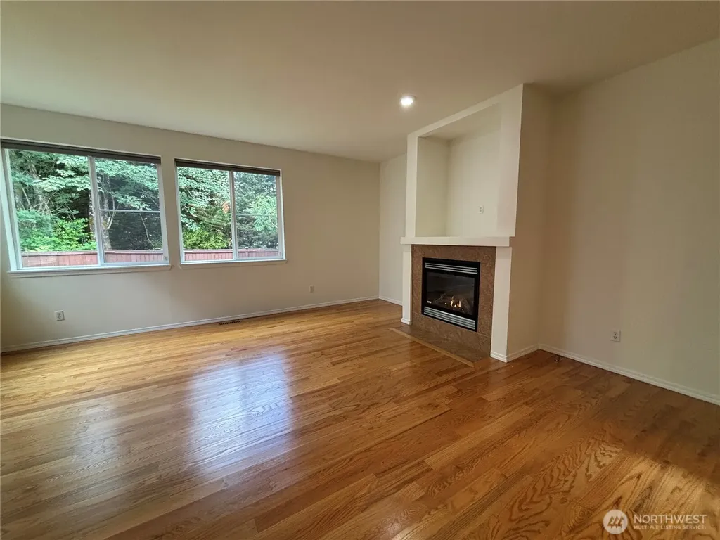 35035 41st Place S Auburn WA 98001