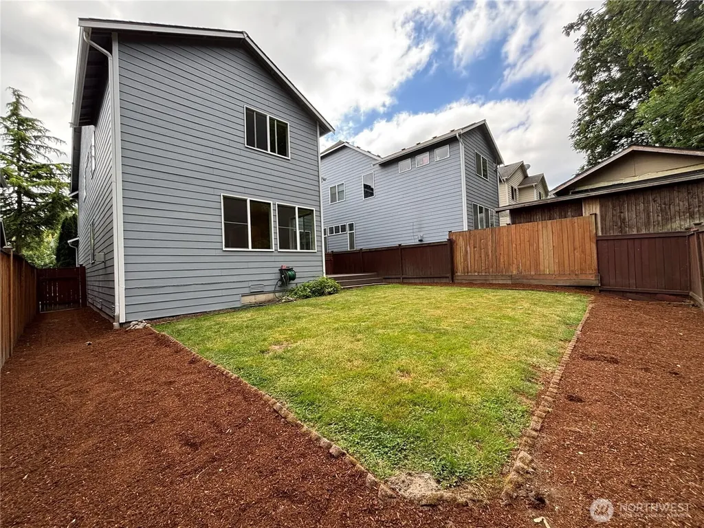 35035 41st Place S Auburn WA 98001