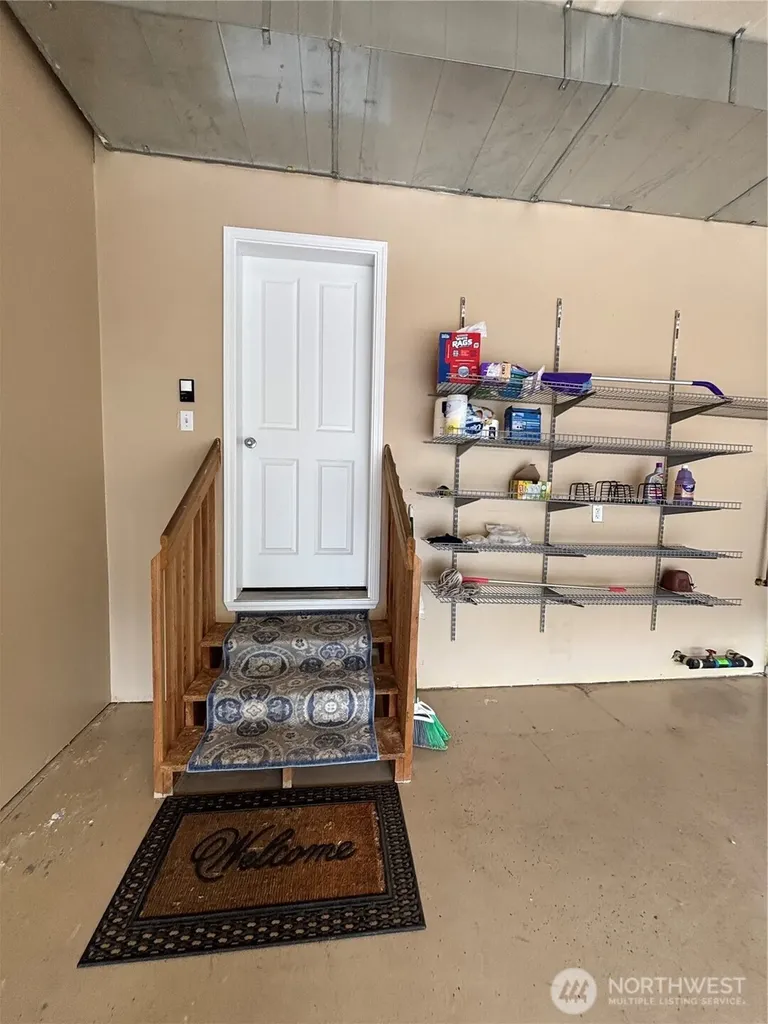 35035 41st Place S Auburn WA 98001