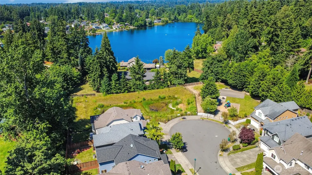 35035 41st Place S Auburn WA 98001