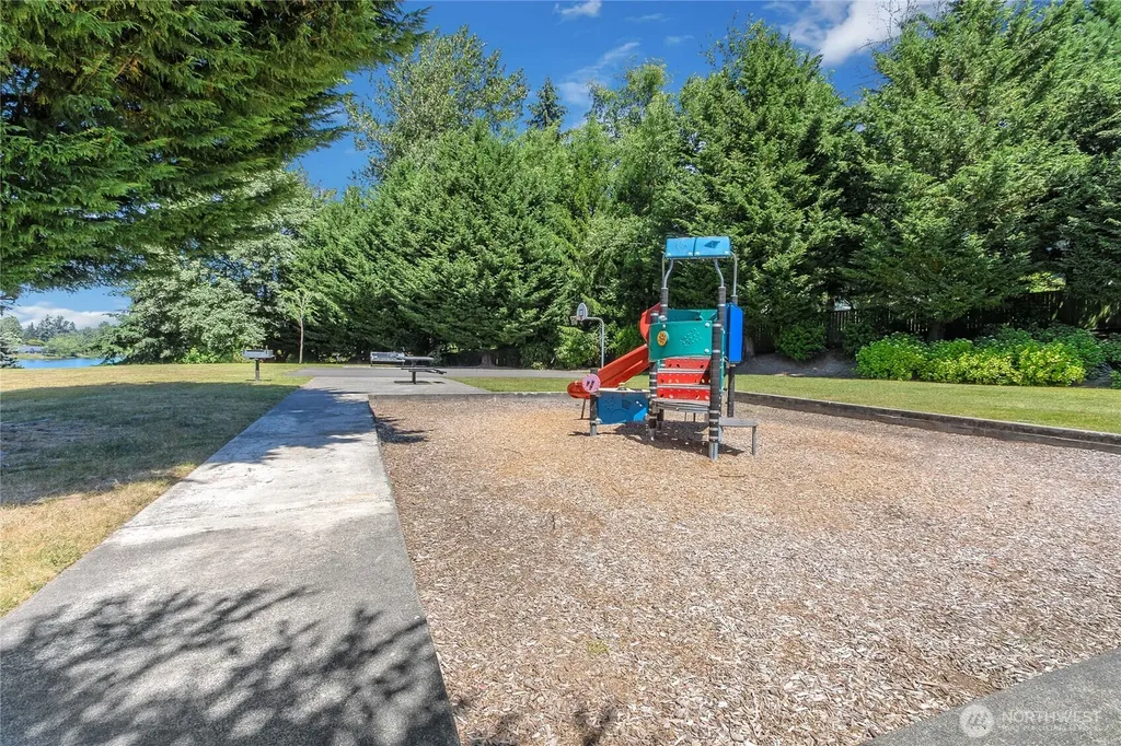 35035 41st Place S Auburn WA 98001