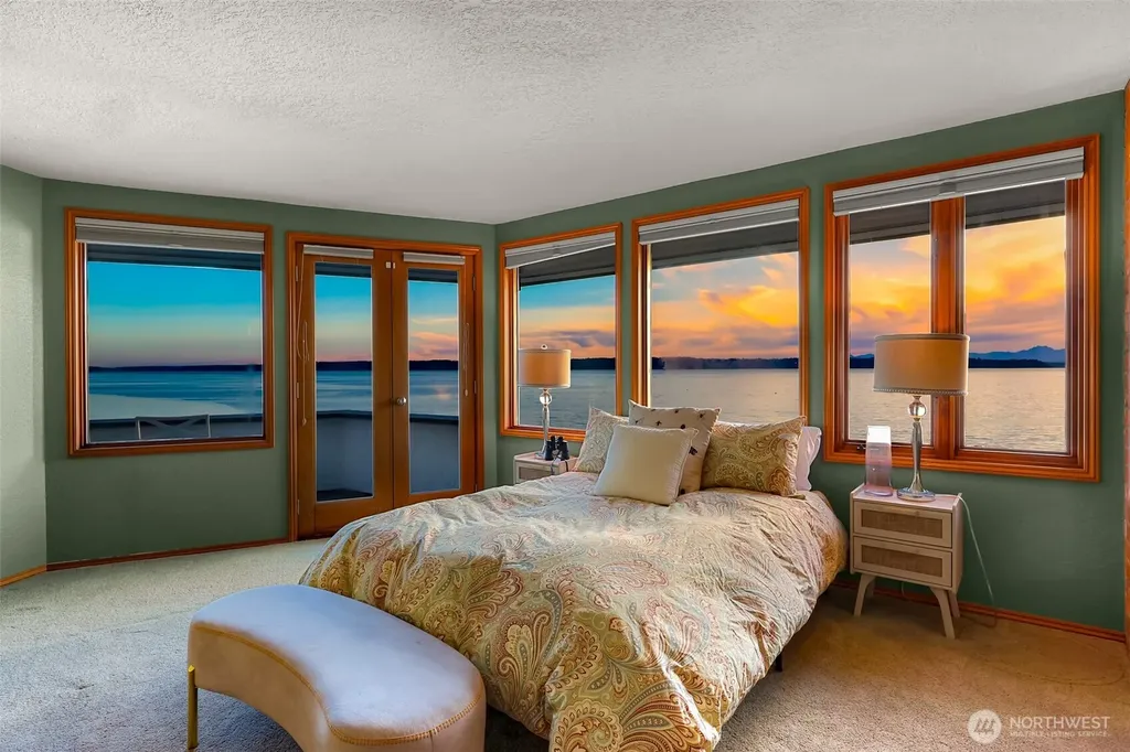 13029 Standring Lane SW Burien WA 98146