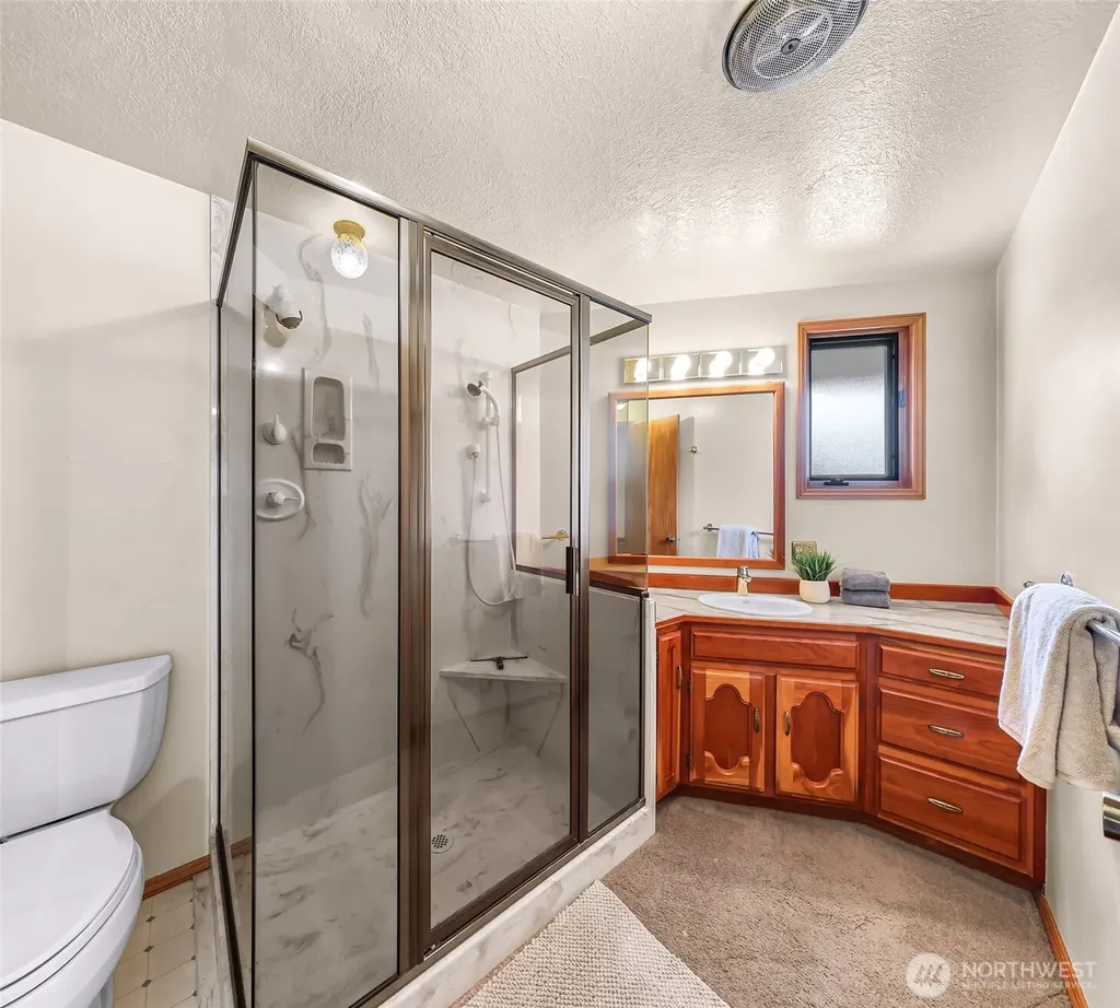 13029 Standring Lane SW Burien WA 98146