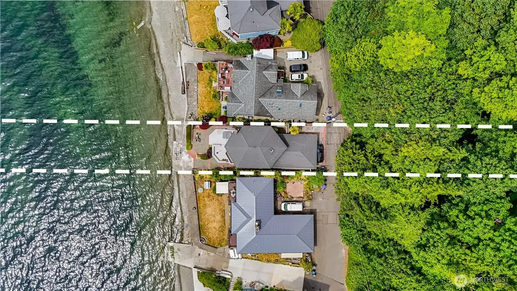 13029 Standring Lane SW Burien WA 98146