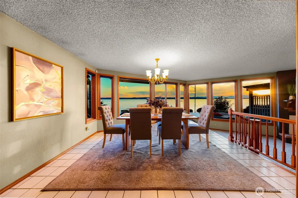 13029 Standring Lane SW Burien WA 98146