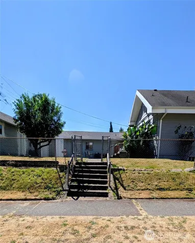6101 Tacoma Avenue S Tacoma WA 98408