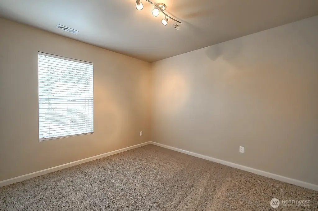 7617 Orchard Avenue SE Snoqualmie WA 98065
