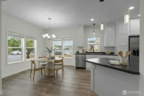 226 E Orange Avenue Burlington WA 98233