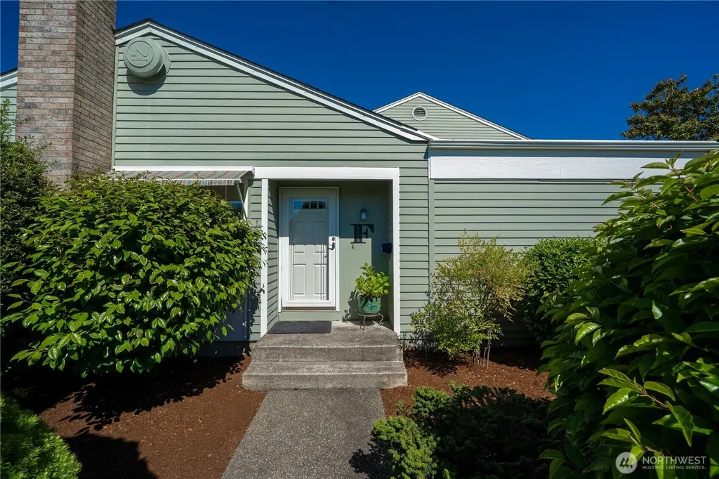 8650 Onyx Drive SW Lakewood WA 98498