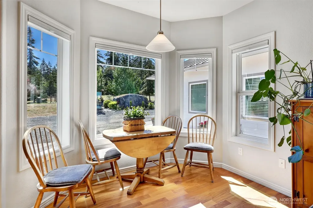 203 Delta Way Sequim WA 98382