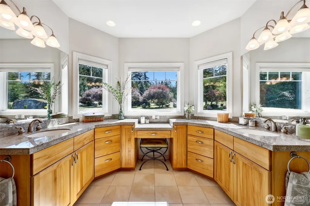 203 Delta Way Sequim WA 98382