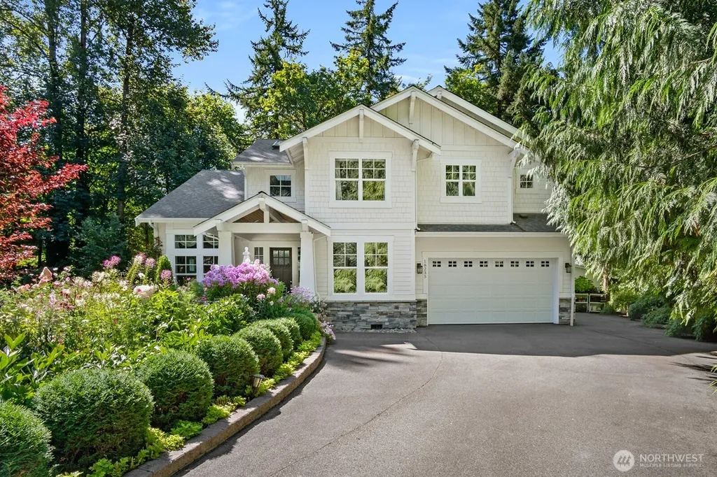 18235 NE 196th Court Woodinville WA 98077