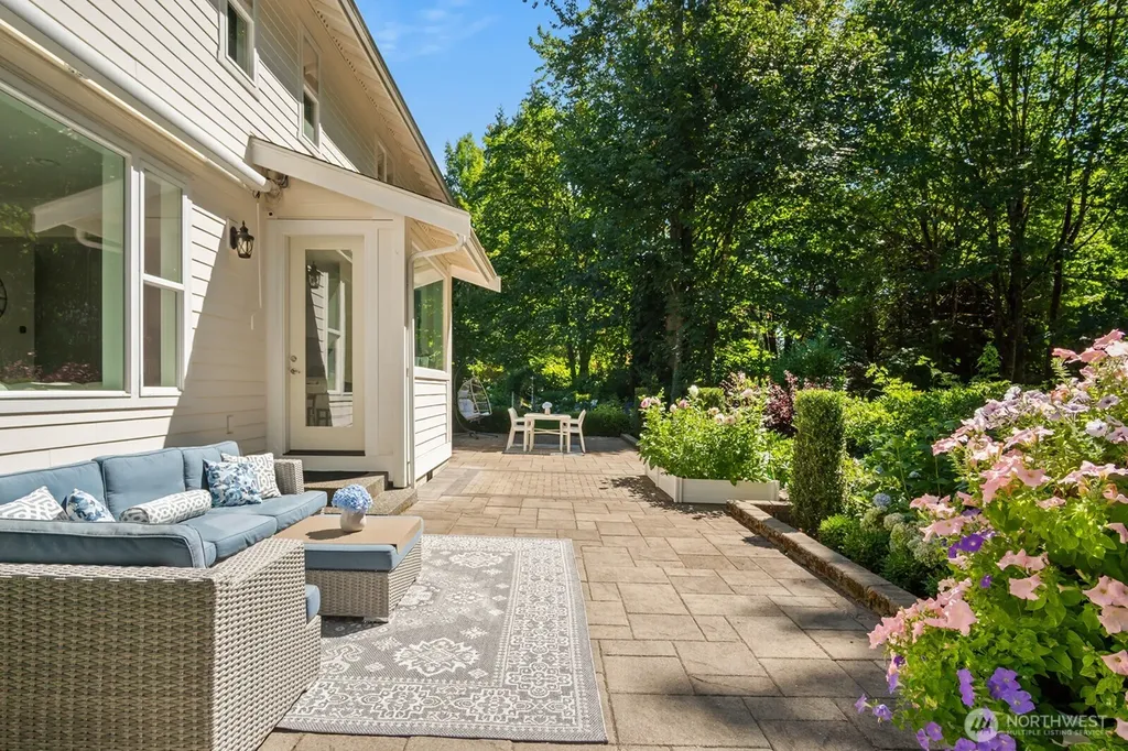 18235 NE 196th Court Woodinville WA 98077