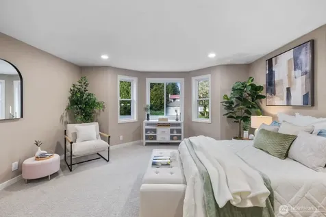 904 187th Place SW Lynnwood WA 98036