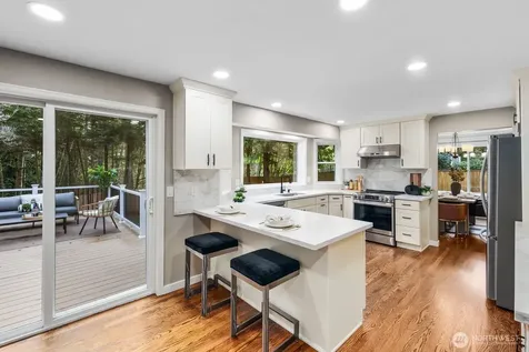 904 187th Place SW Lynnwood WA 98036