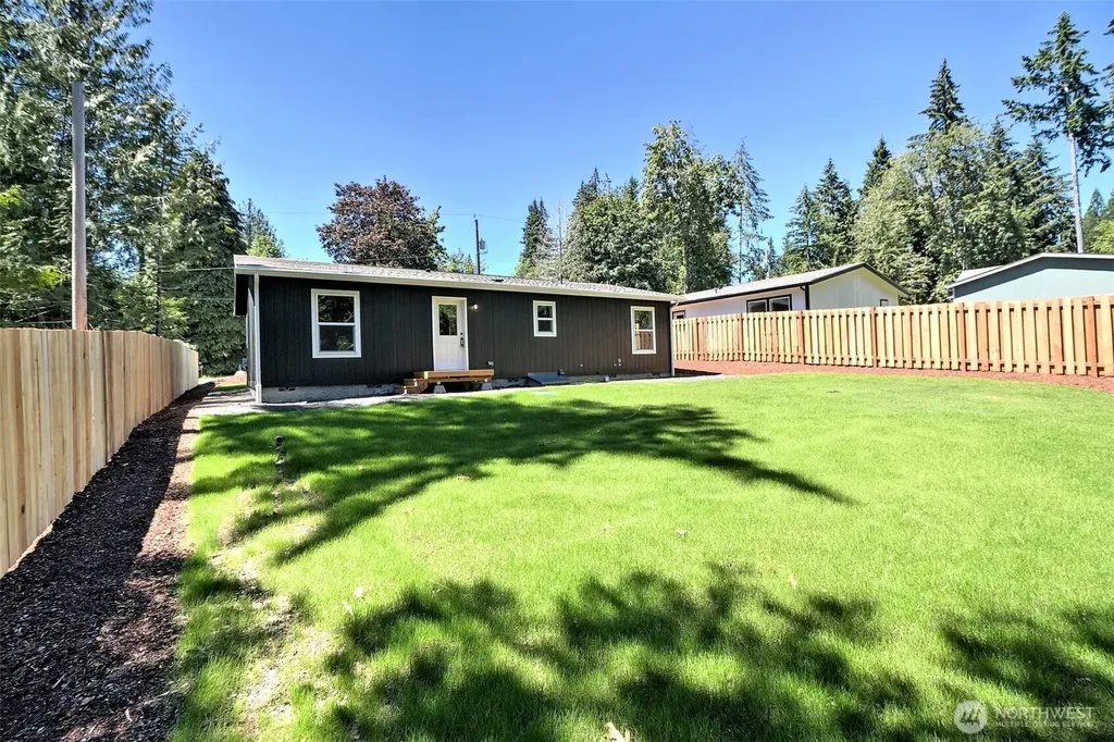 121 E Ashwood Lane Shelton WA 98584