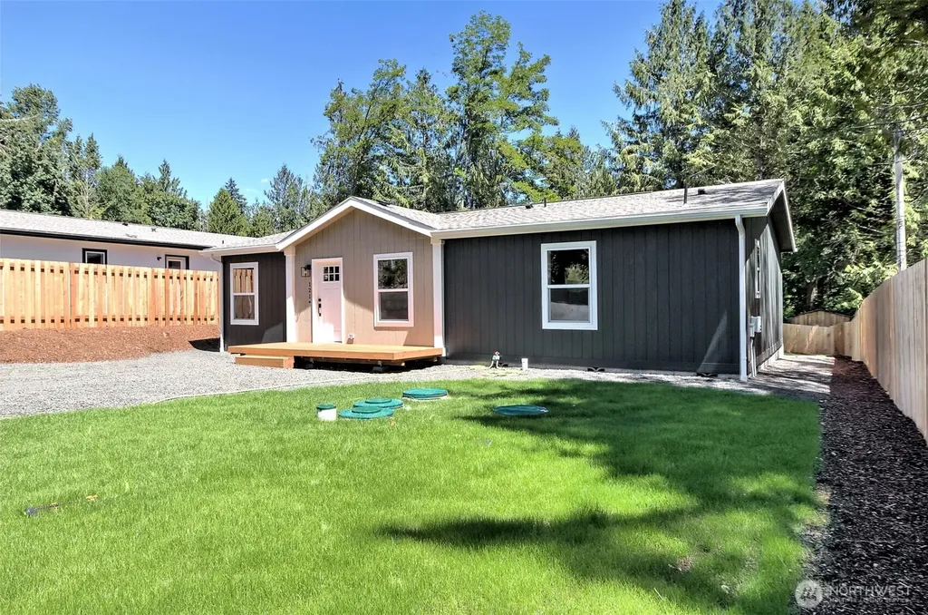121 E Ashwood Lane Shelton WA 98584
