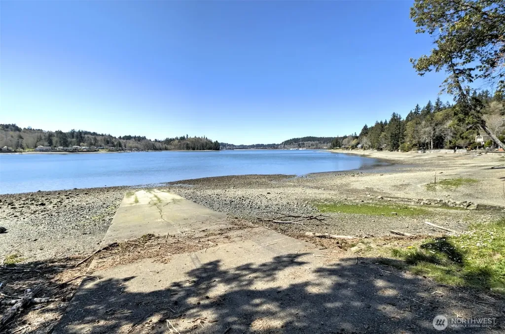 121 E Ashwood Lane Shelton WA 98584