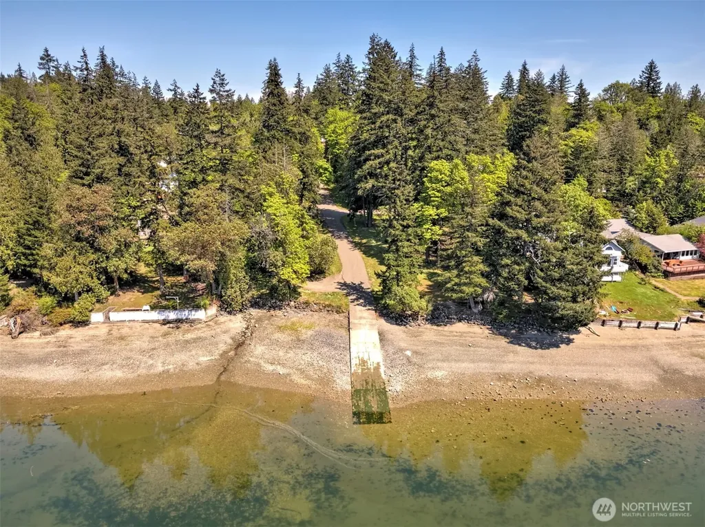 121 E Ashwood Lane Shelton WA 98584