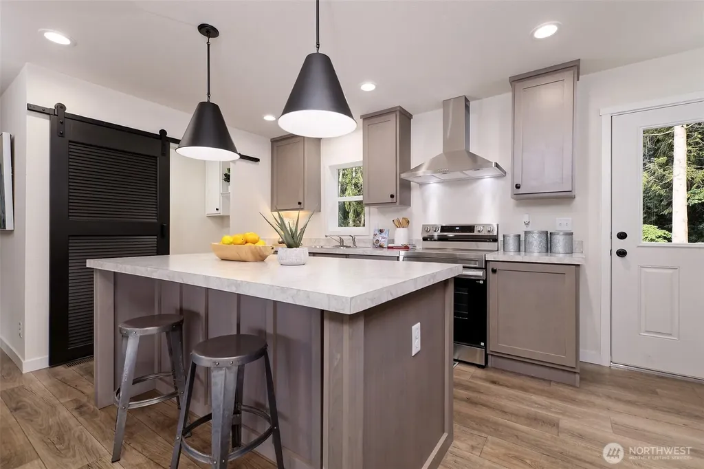 121 E Ashwood Lane Shelton WA 98584