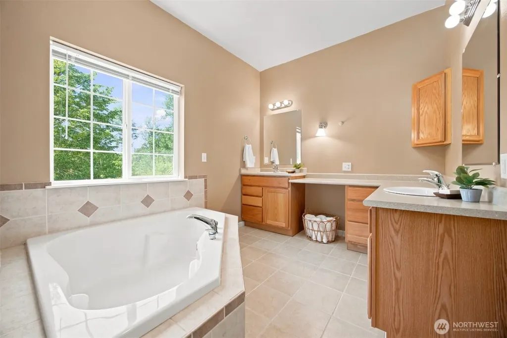 7178 Everett Road Ferndale WA 98248