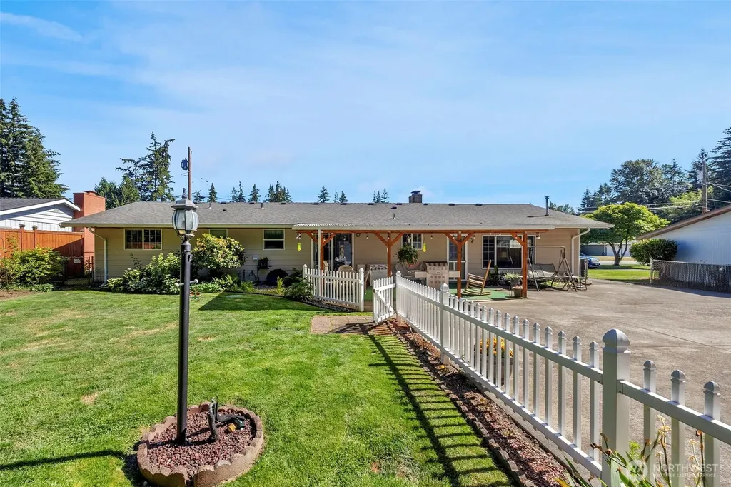 4317 106th Place NE Marysville WA 98271