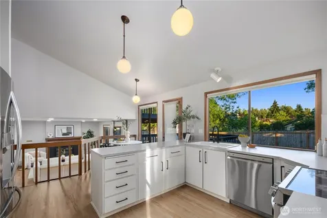 619 S 31st Street Renton WA 98055