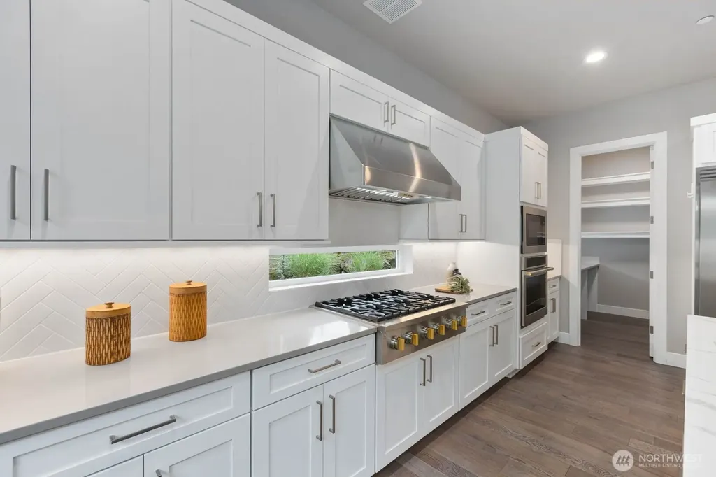 22005 4th Avenue W Bothell WA 98021