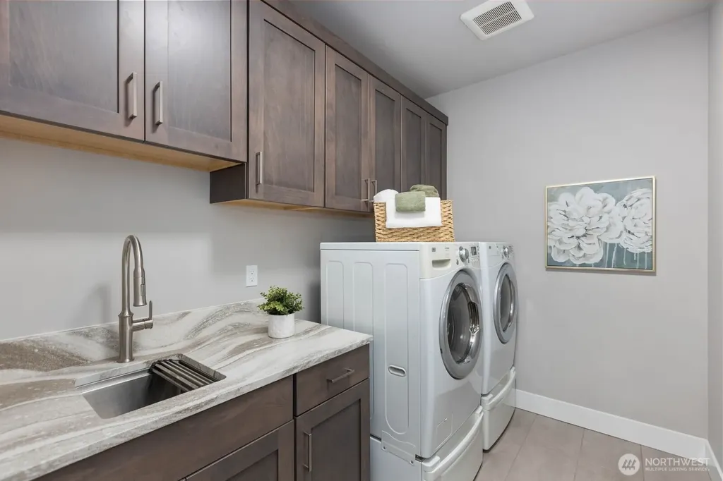 22005 4th Avenue W Bothell WA 98021