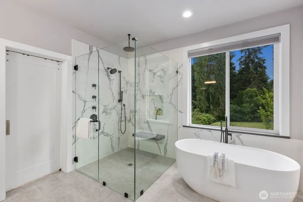22005 4th Avenue W Bothell WA 98021