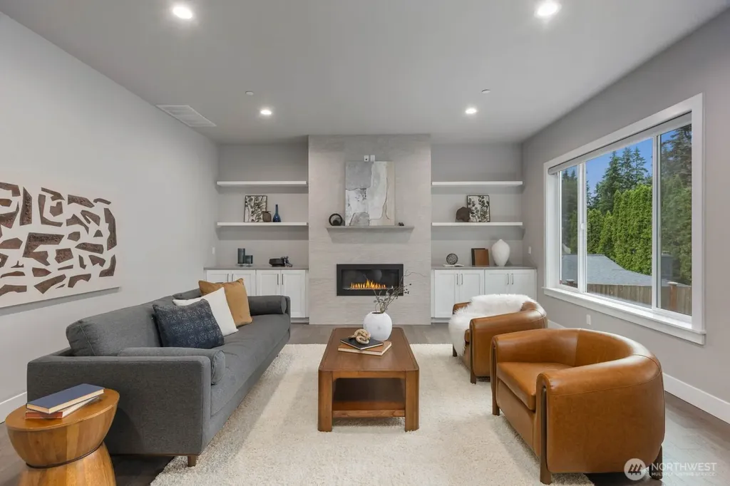 22005 4th Avenue W Bothell WA 98021