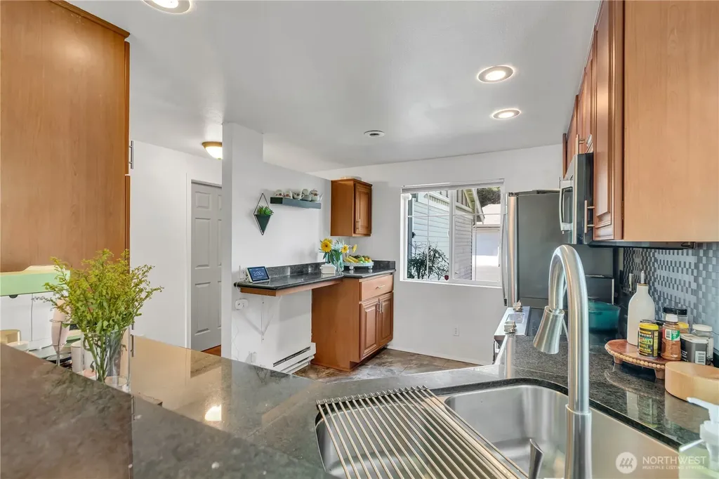5603 S 232nd Street Kent WA 98032
