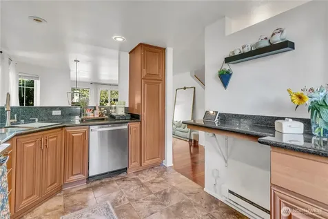 5603 S 232nd Street Kent WA 98032